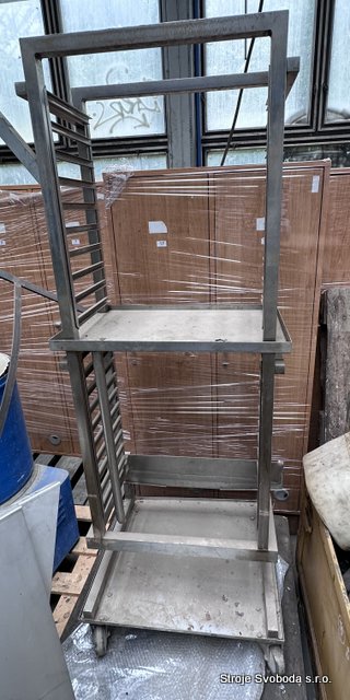 Odkládací regálový vozík - gastro  (Odkladaci regalovy vozik gastro (1).JPG)